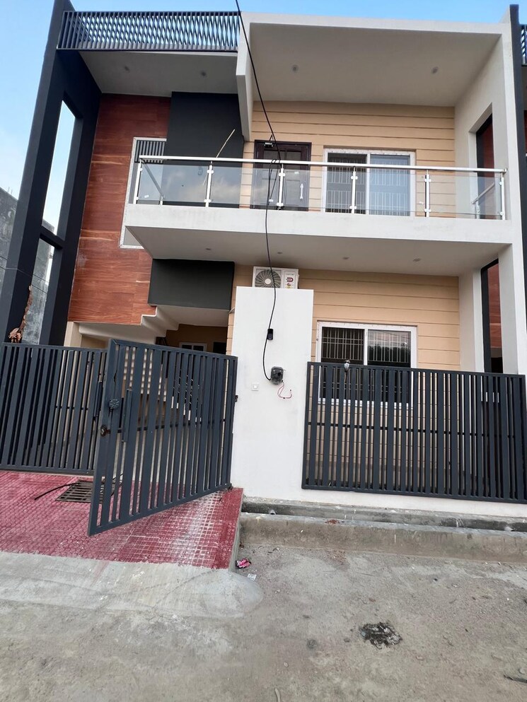 Exterior View, nijampur malhaur 3 Bedroom 1250 Sq.Ft. Independent House In Nijampur Malhaur Lucknow 9826418