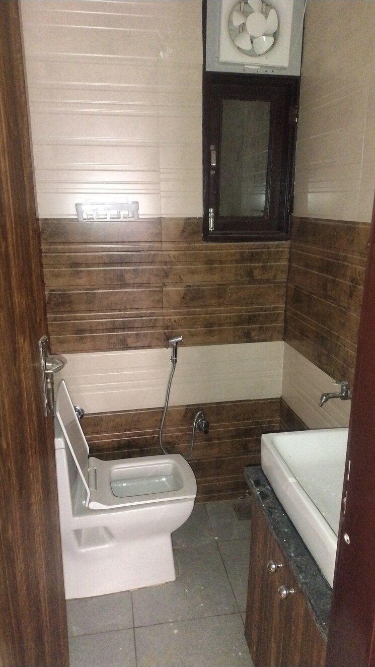 undefined, surendra-avenue-69 3 Bedroom 1500 Sq.Ft. Builder Floor In Sector 69 Gurgaon 9826517