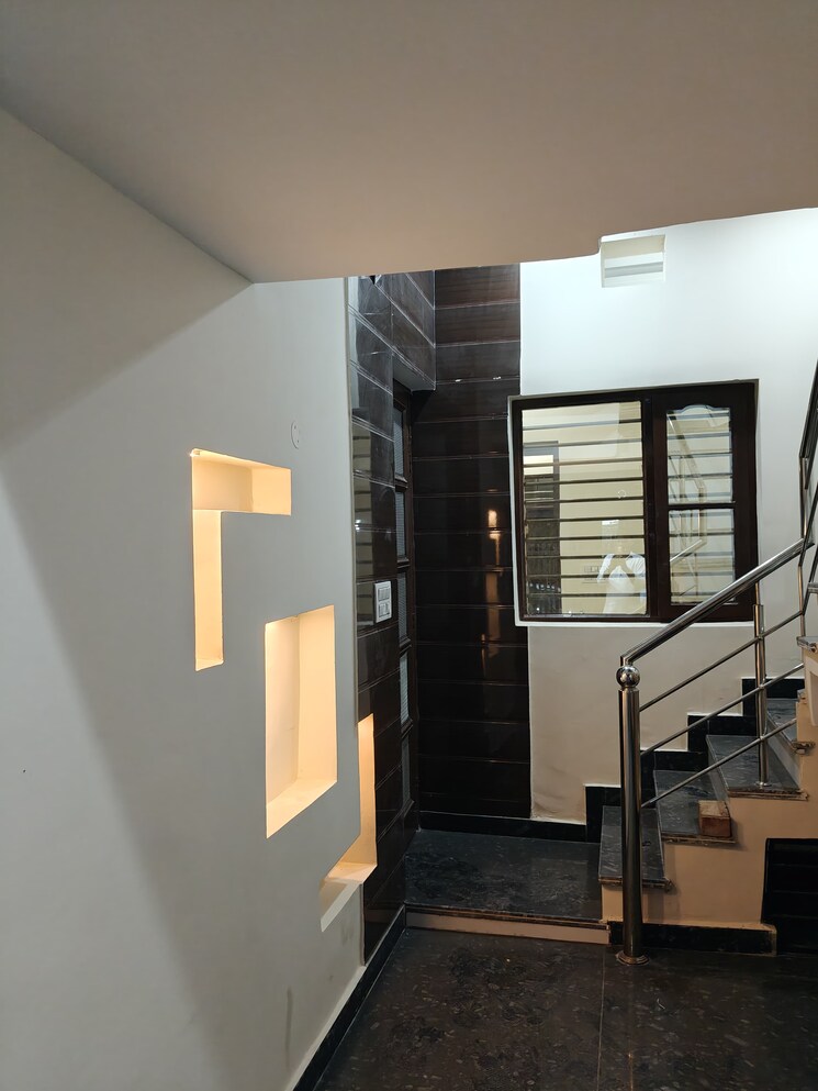 undefined, patiala road 2 Bedroom 100 Sq.Yd. Independent House In Patiala Road Zirakpur 9826675