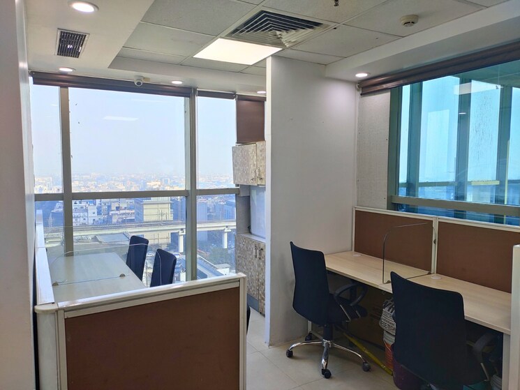 Team Area, bhutani-cyberthum Commercial Office Space 500 Sq.Ft. In Sector 140a Noida 9826896