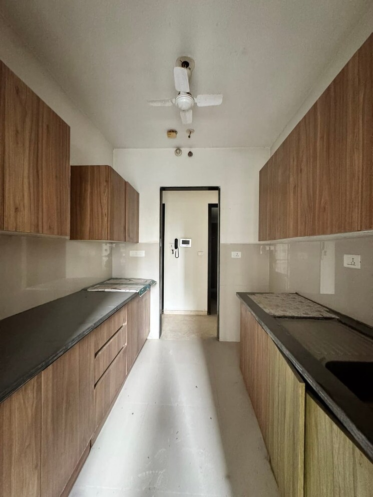 Kitchen, lodha-splendora 3 Bedroom 953 Sq.Ft. Apartment In Ghodbunder Road Thane 9827019
