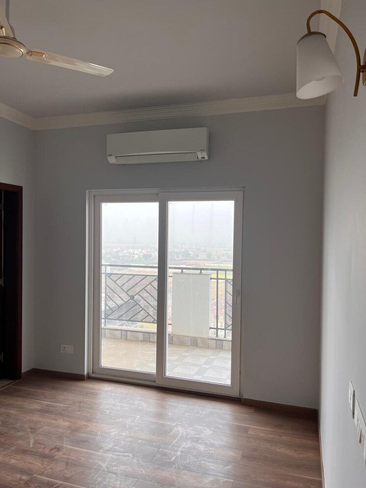 Cover Image, central-park-flower-valley-aqua-front-towers 3 Bedroom 1789 Sq.Ft. Apartment In Sohna Sector 33 Gurgaon 9827531