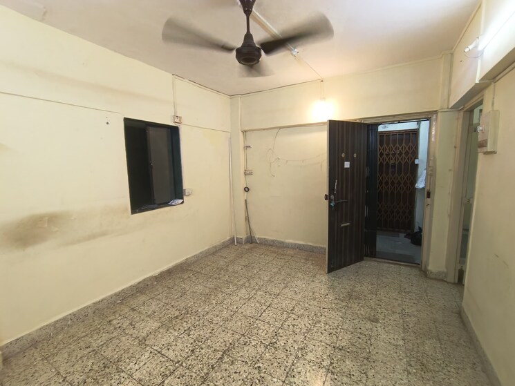 Room, balaji-chs-wadala 1 Bedroom 400 Sq.Ft. Apartment In Wadala Mumbai 9827870
