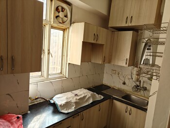 Amrapali Golf Homes