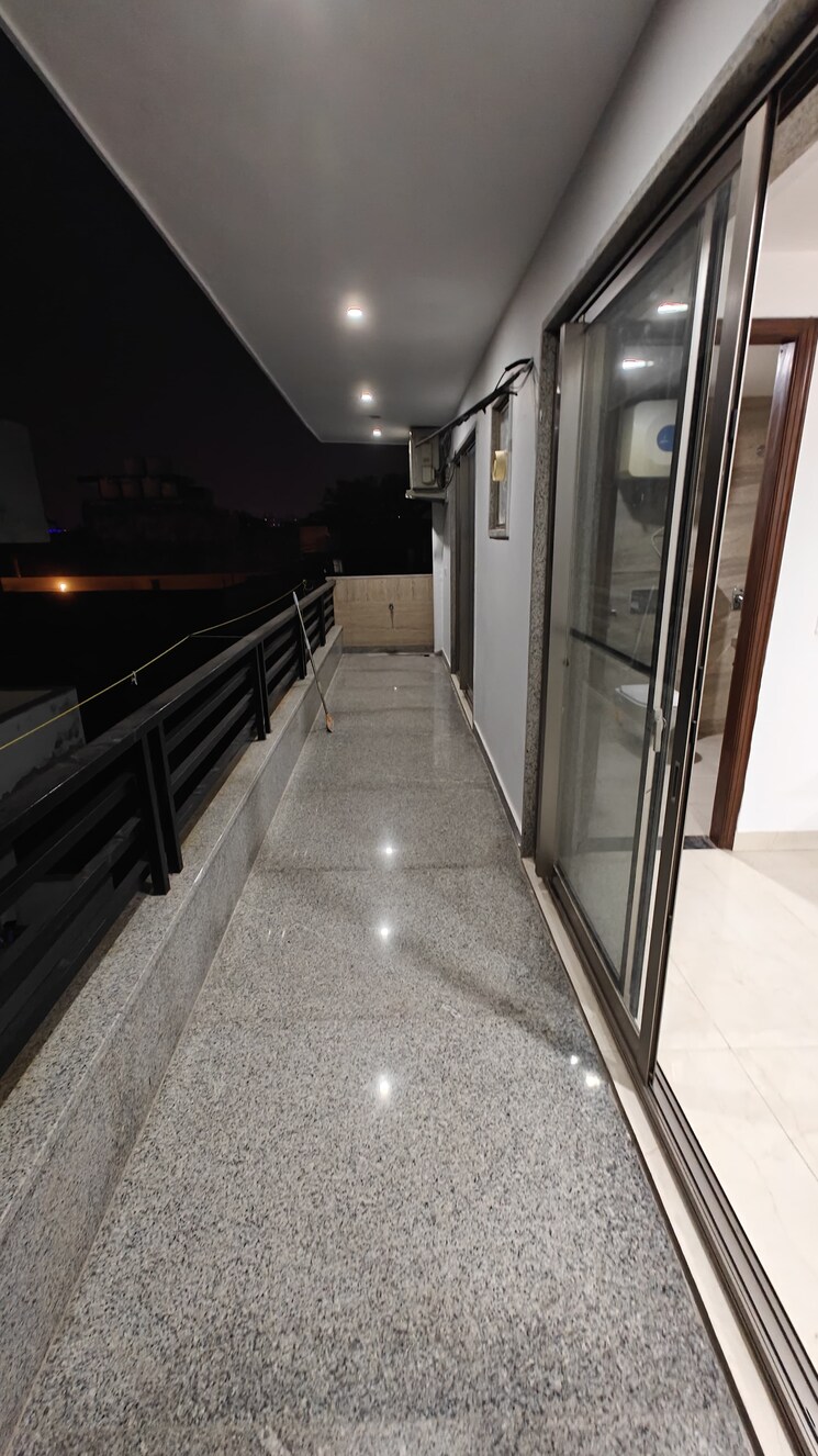 Balcony, sector 46 2 Bedroom 1460 Sq.Ft. Builder Floor In Sector 46 Gurgaon 9830814
