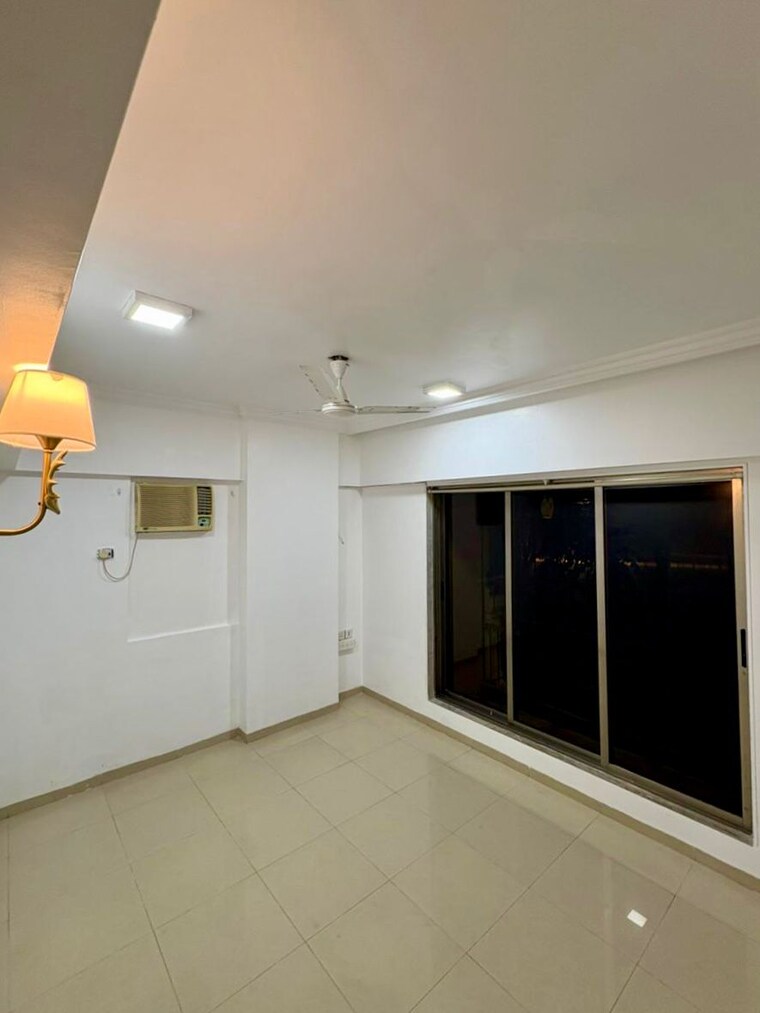 Room, fortune-heritage 2 Bedroom 750 Sq.Ft. Apartment In Bandra West Mumbai 9831185