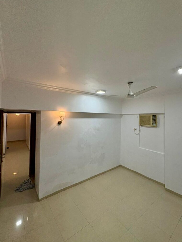 Room, fortune-heritage 2 Bedroom 750 Sq.Ft. Apartment In Bandra West Mumbai 9831185