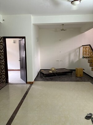 Room in 3 BHK Builder Floor at Sector 22 – for Rent