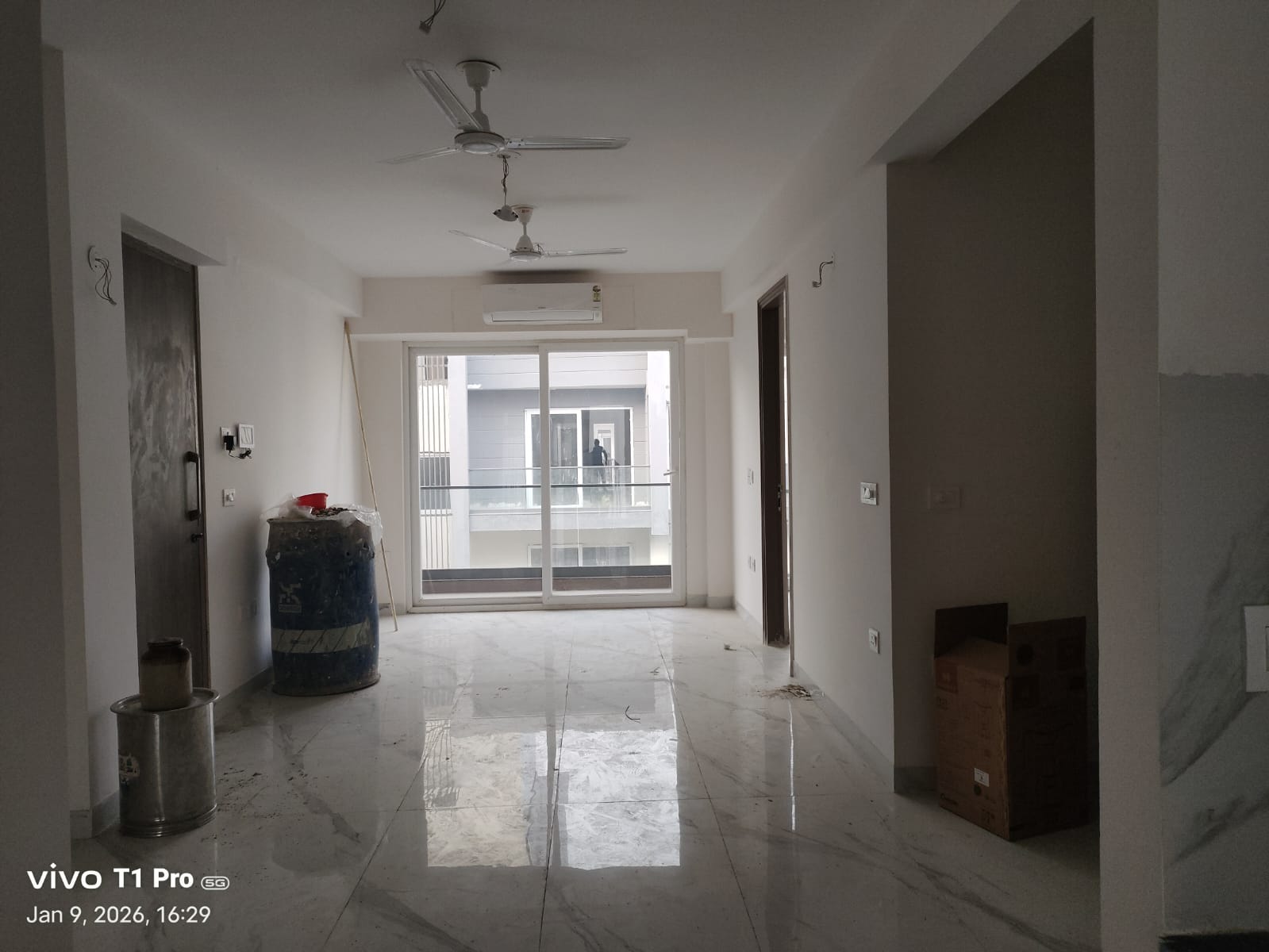 2.5 BHK + Extra Room,Basement Builder Floor For Rent in Smart World Gems