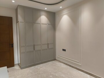 Building Lobby in 3 BHK Builder Floor at Vikas Puri – for Sale