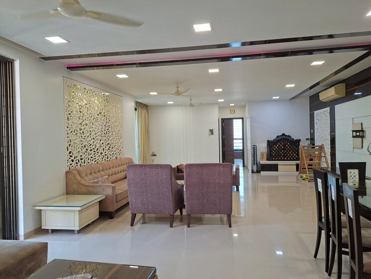 Living Room, oberoi-springs 4 Bedroom 1800 Sq.Ft. Apartment In Andheri West Mumbai 9831318