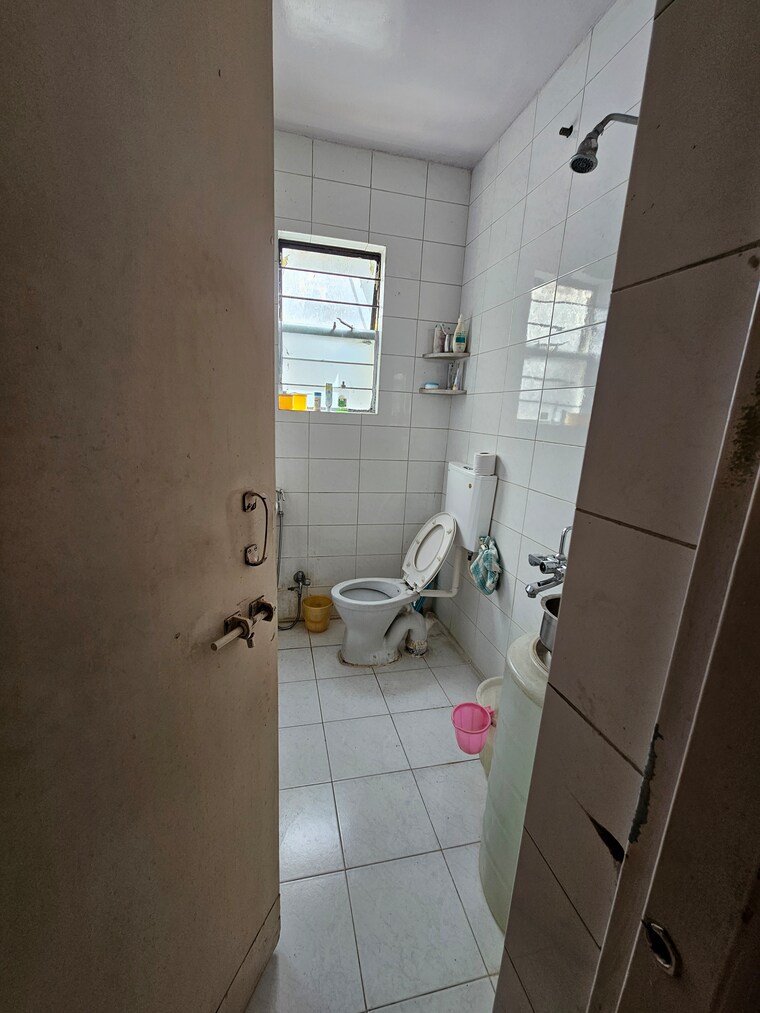 Bathroom, the-construction-westend-village 2 Bedroom 985 Sq.Ft. Apartment In Kothrud Pune 9831811