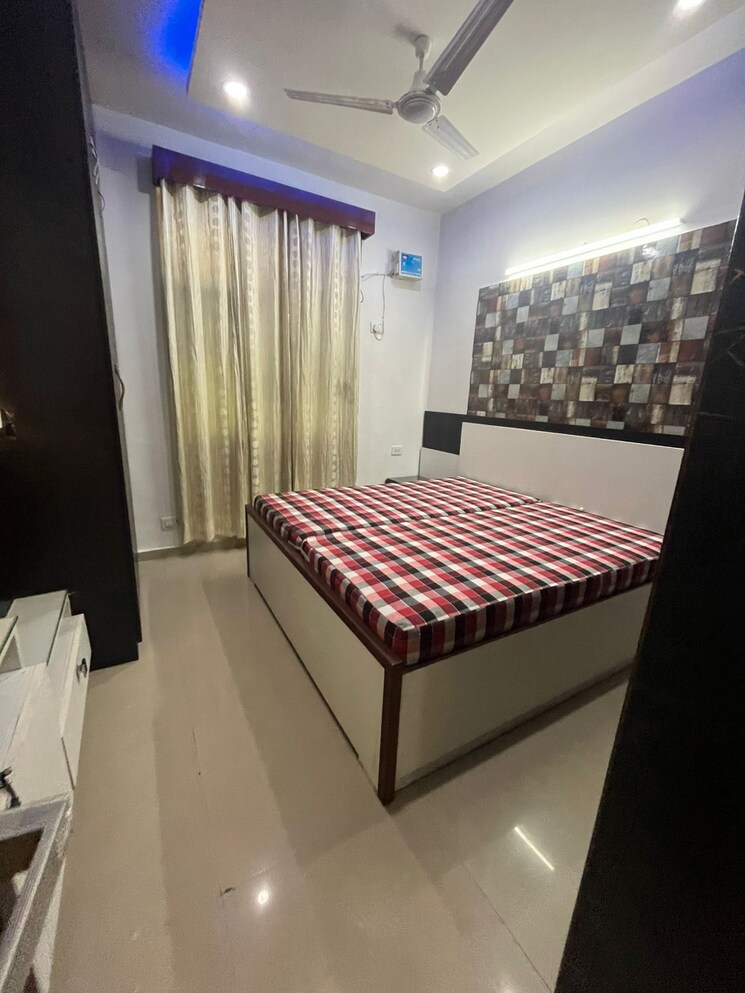 Bedroom, amrapali-golf-homes 3 Bedroom 1595 Sq.Ft. Apartment In Sector 4 Greater Noida Greater Noida 9831571