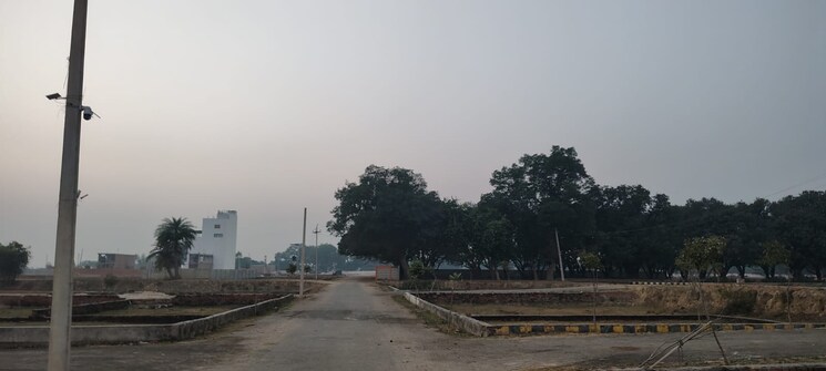 undefined, mohanlalganj  4000 Sq.Ft. Plot In Mohanlalganj Lucknow 9831578