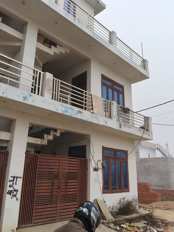 1 BHK Independent House For Sale in Sultanpur Road
