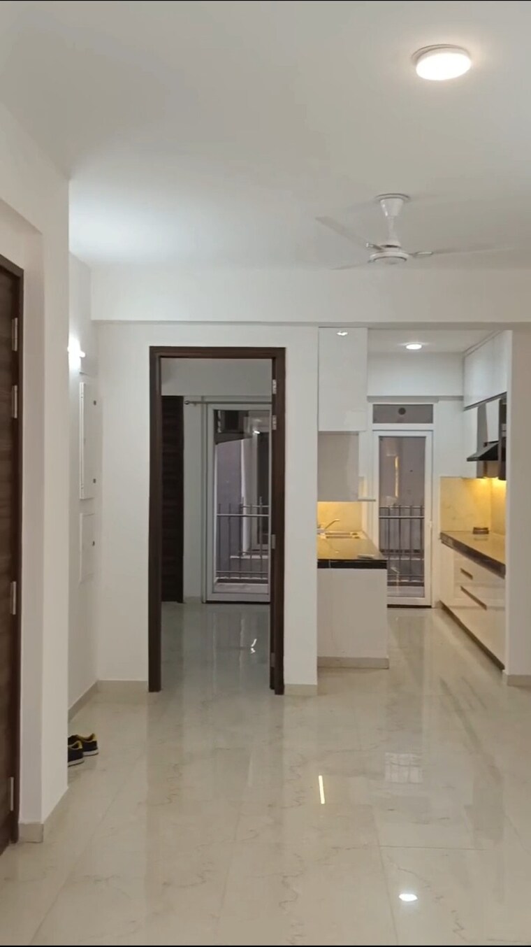 undefined, smart-world-gems 3 Bedroom 1423 Sq.Ft. Apartment In Sector 89 Gurgaon 9831688