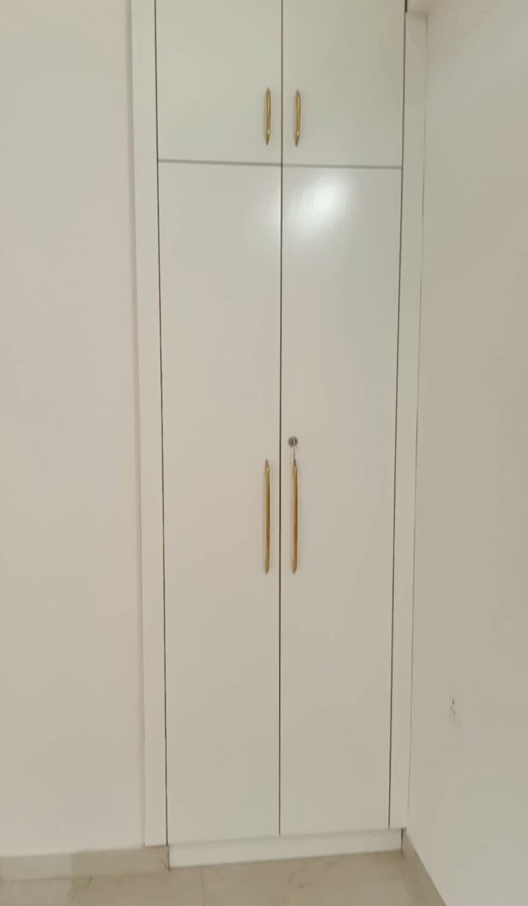 undefined, smart-world-gems 3 Bedroom 1423 Sq.Ft. Apartment In Sector 89 Gurgaon 9831688