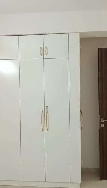 Furnished Amenities in 3 BHK Apartment at Smart World Gems, Sector 89 – for Rent