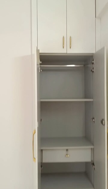 Furnished Amenities in 3 BHK Apartment at Smart World Gems, Sector 89 – for Rent