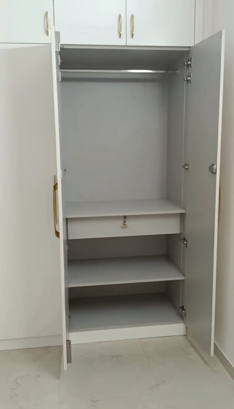 Bathroom, smart-world-gems 3 Bedroom 1423 Sq.Ft. Apartment In Sector 89 Gurgaon 9831688