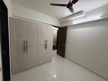 Master Bedroom in 3 BHK Apartment at Sheth Zuri, Laxmi Nagar – for Rent