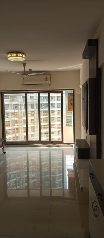Room in 3 BHK Apartment at Acme Ozone, Manpada – for Rent