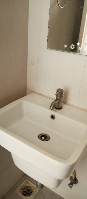 Furnished Amenities in 3 BHK Apartment at Acme Ozone, Manpada – for Rent