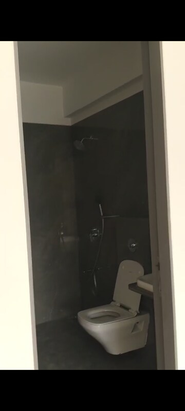 Furnished Amenities in 3 BHK Apartment at ABR Signature, Vile Parle East – for Rent