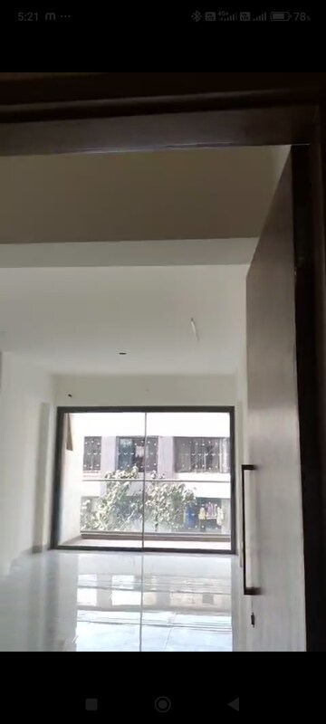 Furnished Amenities in 3 BHK Apartment at ABR Signature, Vile Parle East – for Rent