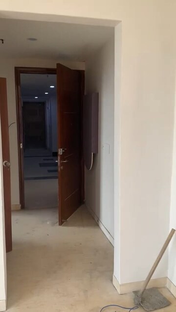 Bathroom in 3 BHK Apartment at Jaypee Greens Knight Court, Sector 128 – for Rent