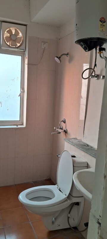 Bathroom in 3 BHK Apartment at Jaypee Greens Knight Court, Sector 128 – for Rent