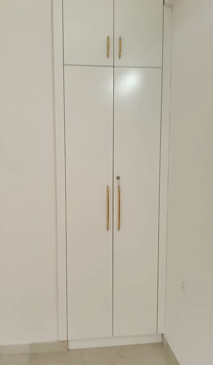 3 BHK + Extra Room 1414 Sq.Ft. Builder Floor in Smart World Gems