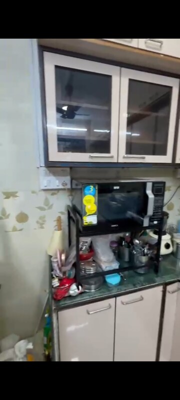 Furnished Amenities in 1 BHK Apartment at Vaishali Apartment Vile Parle East, Vile Parle East – for Rent