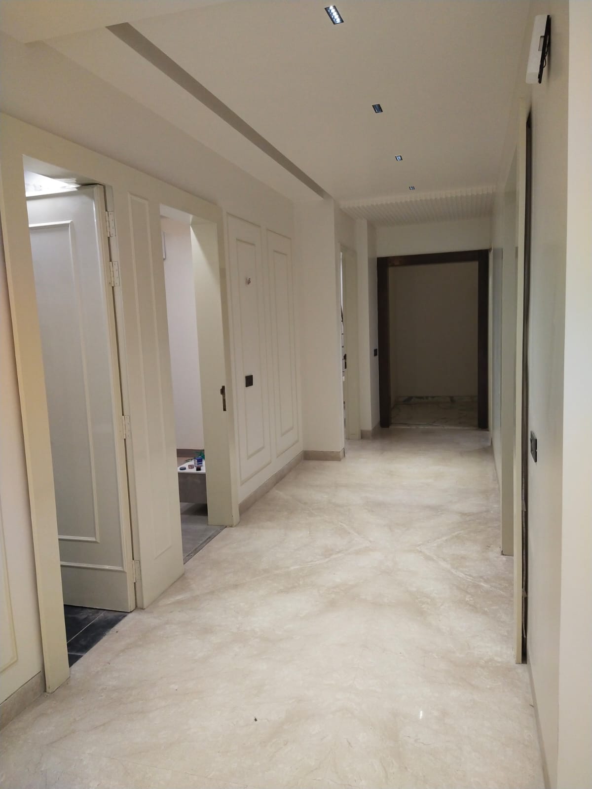 4 BHK + Pooja Room,Servant Room Builder Floor For Sale in DLF Phase II