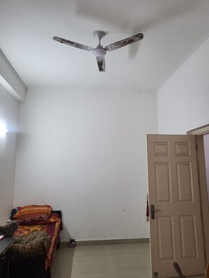 Furnished Amenities in 3 BHK Villa at Paramount Golfforeste Villas, Zeta I Greater Noida – for Sale