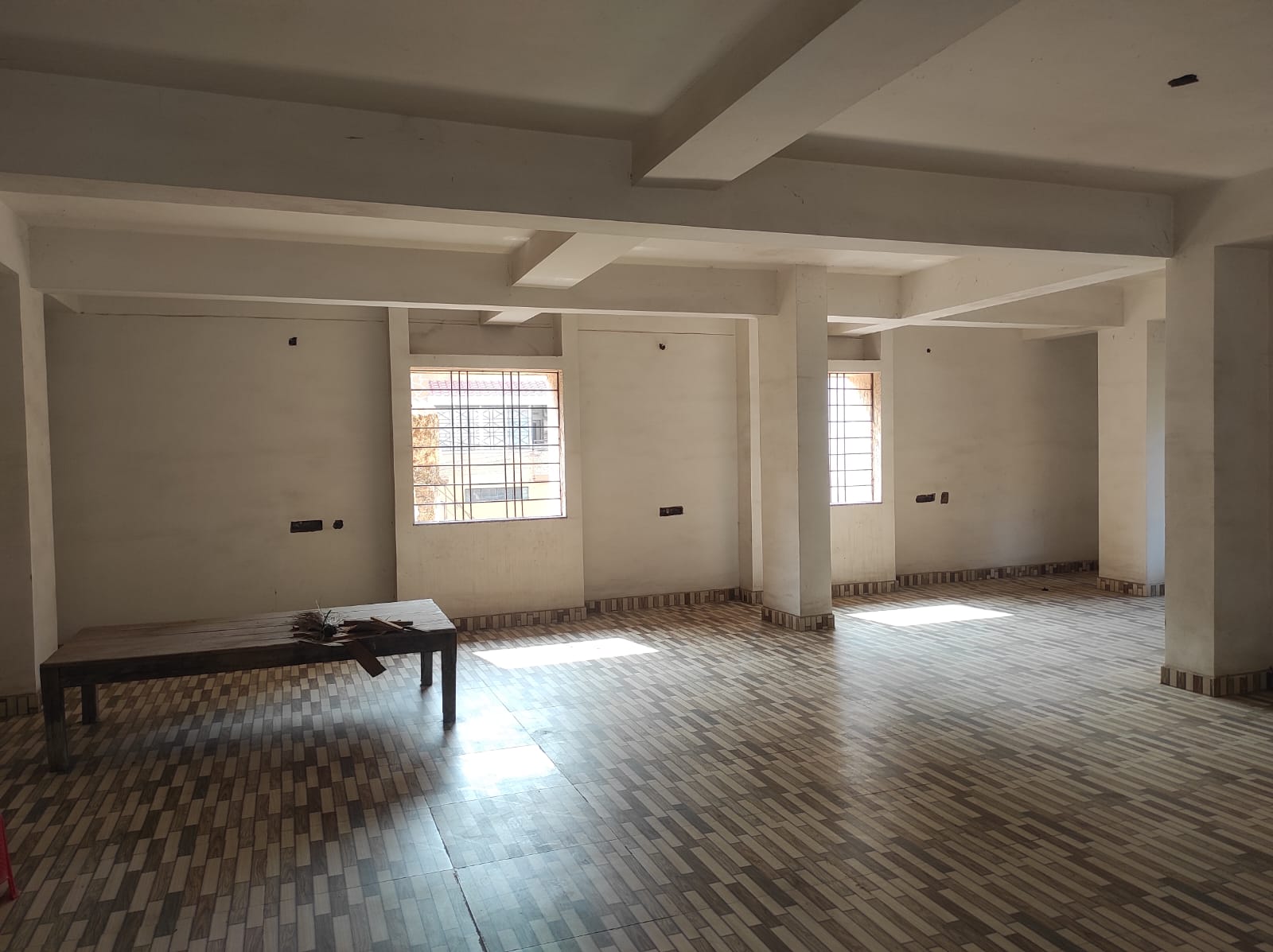 Office Space For Rent in Upper Bazar