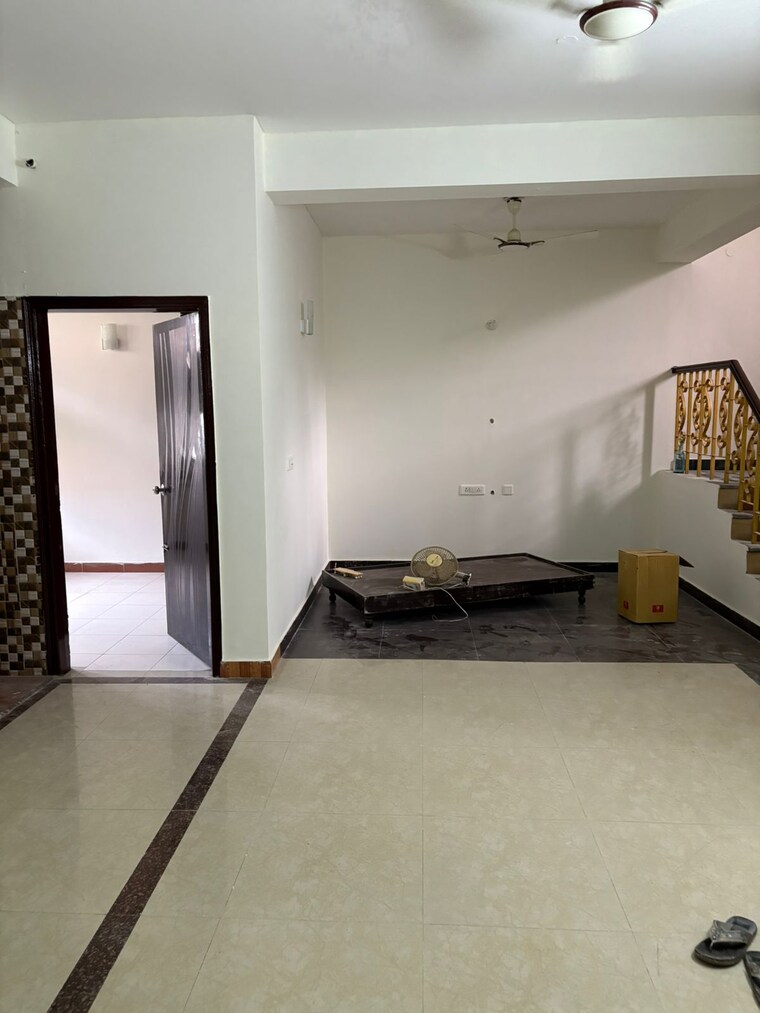 Room, bijnor 3 Bedroom 1401 Sq.Ft. Villa In Bijnor Lucknow 9831988
