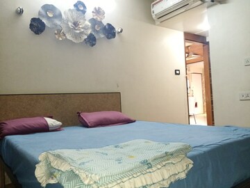 Bedroom in 2 BHK Apartment at Kanakia Rainforest, Andheri East – for Rent