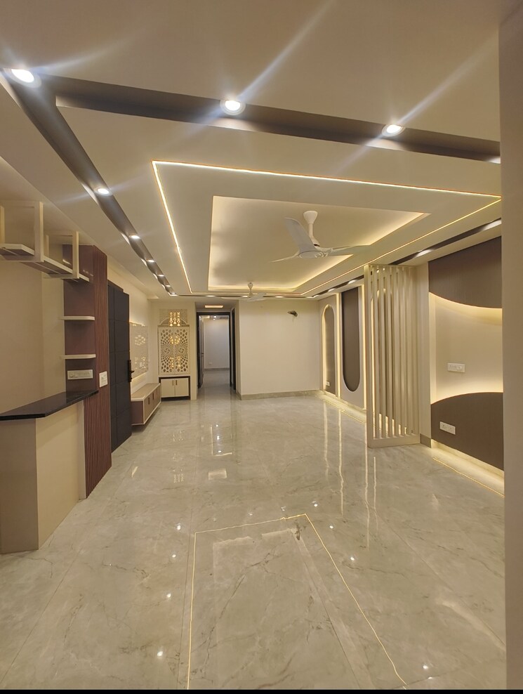 undefined, chattarpur 4 Bedroom 2200 Sq.Ft. Builder Floor In Chattarpur Delhi 9832135