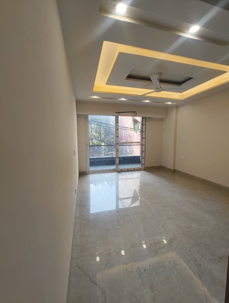 Room, chattarpur 4 Bedroom 2200 Sq.Ft. Builder Floor In Chattarpur Delhi 9832135