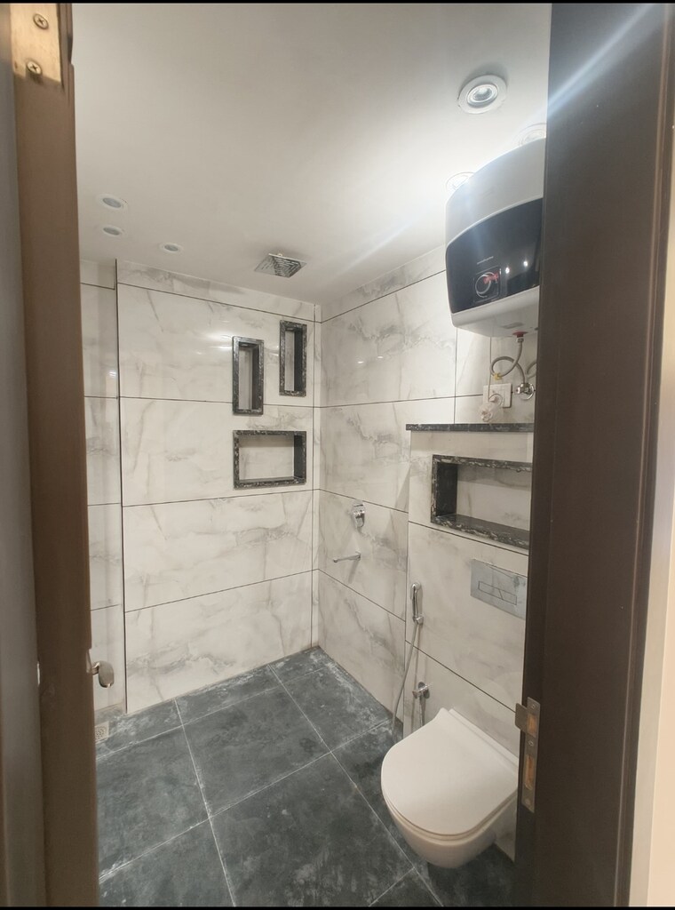 Bathroom, chattarpur 4 Bedroom 2200 Sq.Ft. Builder Floor In Chattarpur Delhi 9832135