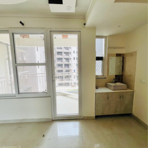 Room in 3 BHK Apartment at Ram Shanti Apartment, Sarswati Kunj ii – for Rent