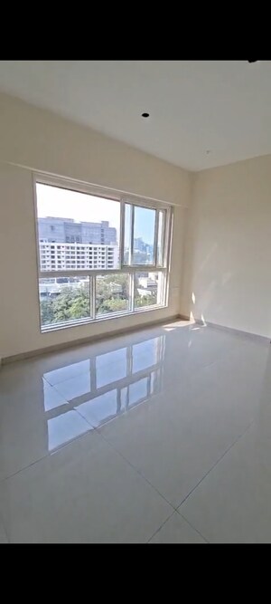 Room in 2 BHK Apartment at OM Navratna CHS, Vile Parle East – for Rent