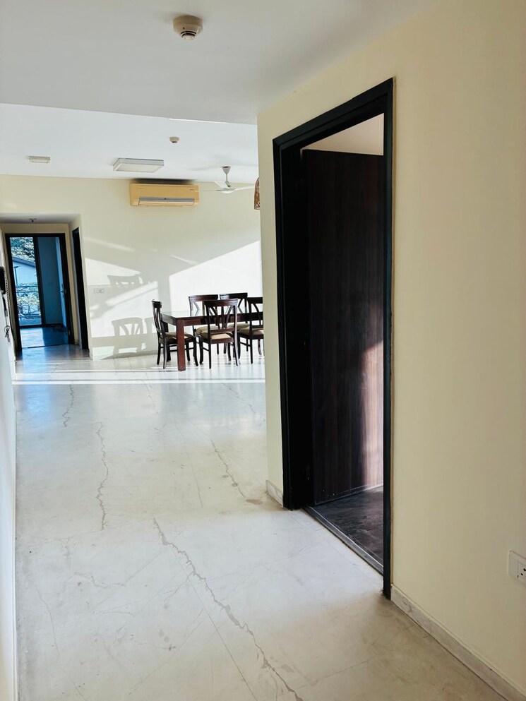 Room, tata-primanti-phase-2 3 Bedroom 2550 Sq.Ft. Apartment In Sector 72 Gurgaon 9832297