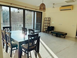 3 BHK Apartment For Rent in Tata Primanti Phase 2, Sector 72