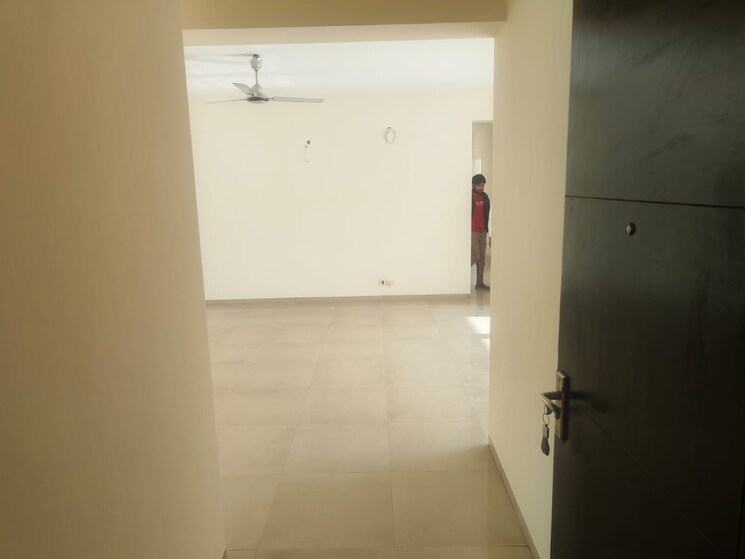 Room, chd-avenue-71 4 Bedroom 2193 Sq.Ft. Apartment In Sector 71 Gurgaon 9832312