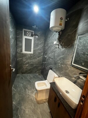 Bathroom in 2 BHK Builder Floor at Sector 57 – for Rent