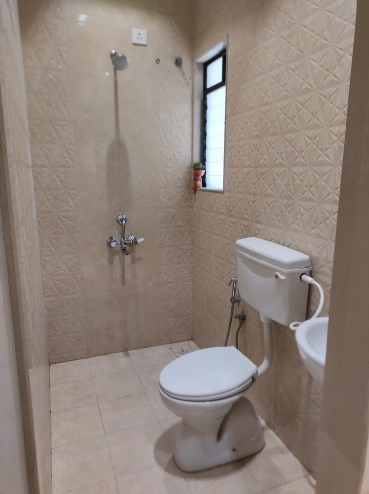 Bathroom, arihant-aaradhya 1 Bedroom 395 Sq.Ft. Apartment In Bapgaon Thane 9832668