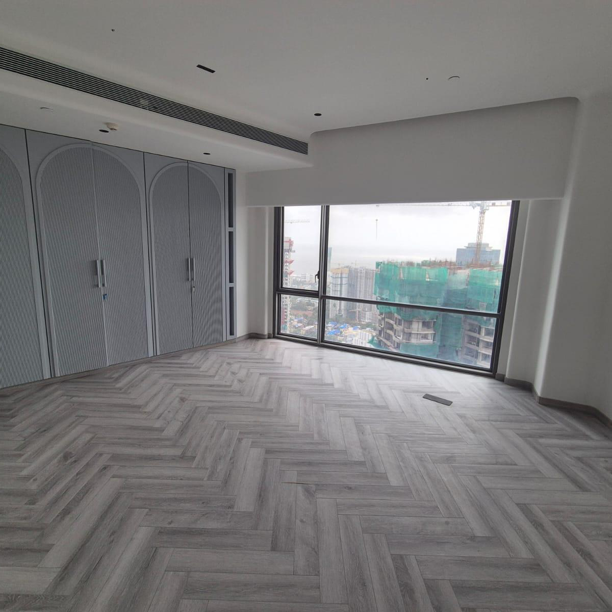 4 BHK + Servant Room Apartment For Rent in Lodha The World Towers World One Tier 2