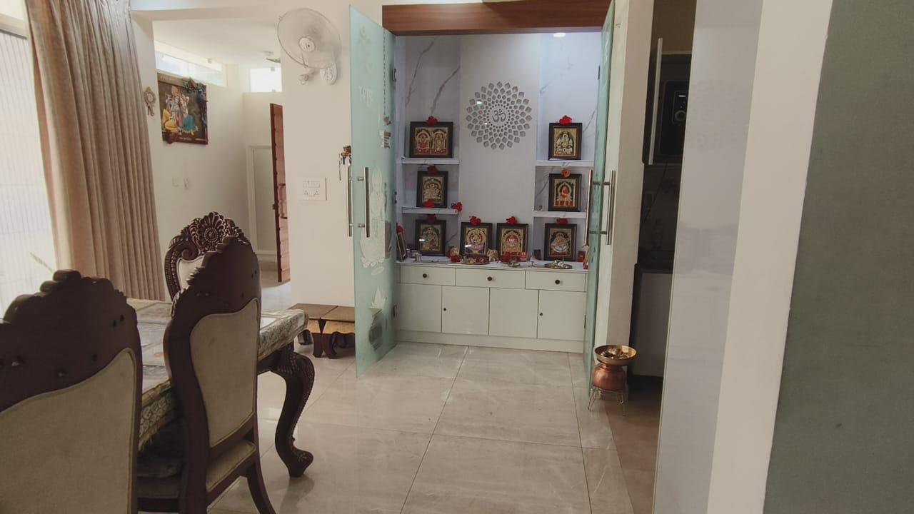 3.5 BHK + Pooja Room,Servant Room,Study Room,Extra Room,Basement 3300 Sq.Ft. Villa in Empire Insignia